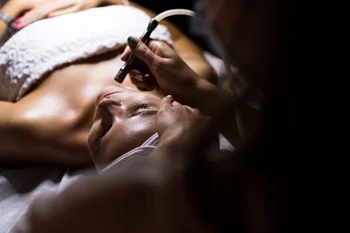 Professionelle Gesichtsreinigung Kosmetikstudio Beauty Concept in Oldenburg